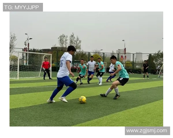 圣胡安圣马丁迎战萨斯菲尔德期待精彩对决展现足球魅力与激情