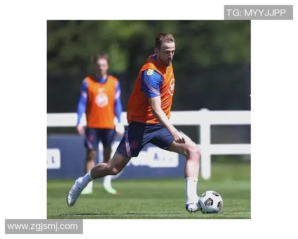 凯恩的传奇之路：从足球天才到世界顶级球员的成长历程与成就分析